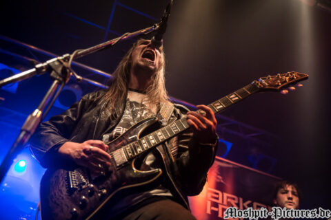 DarkerHalf_Cremona2016_29