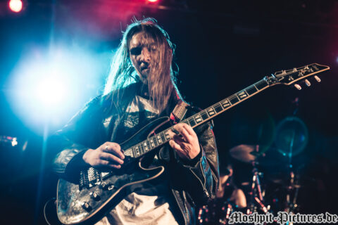 DarkerHalf_Pratteln2016_07