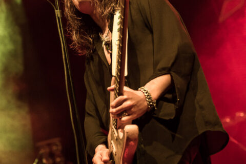 Tyler Bryant & The Shakedown